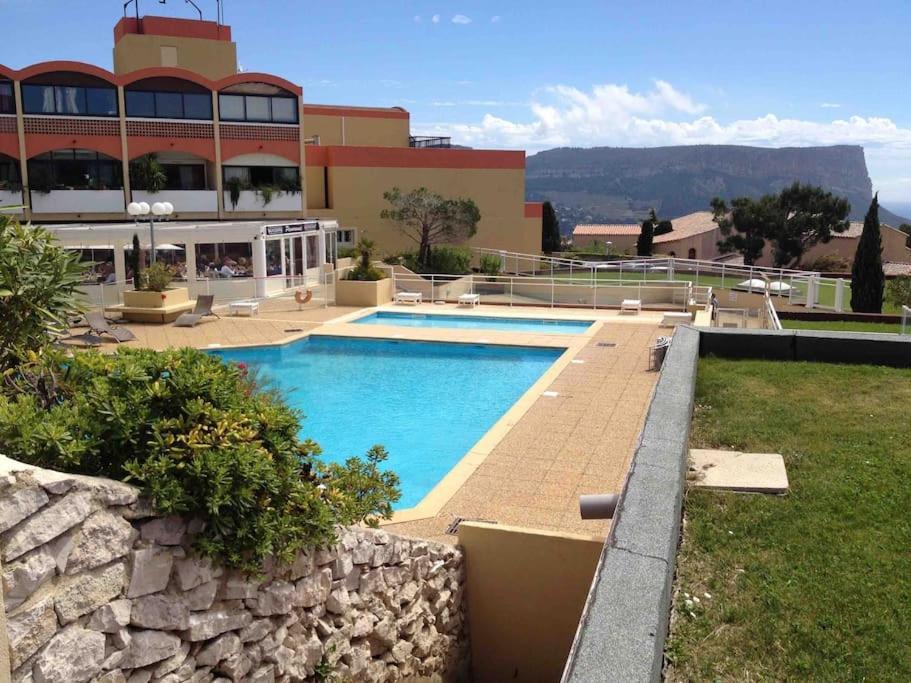 Le Cap - Bungalow Vue Mer Et Colline - Hauteur De Cassis Apartment Luaran gambar